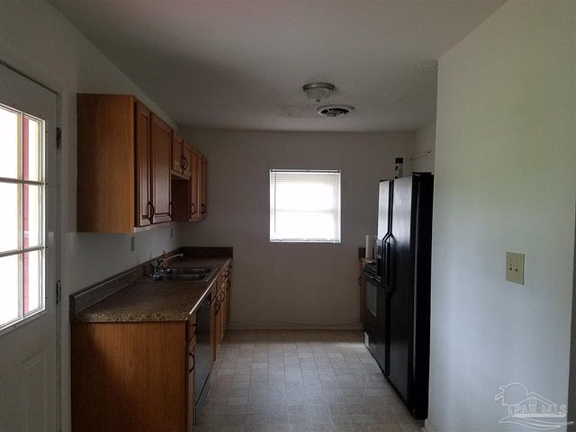 6426 Wagner Rd, Pensacola, FL 32505