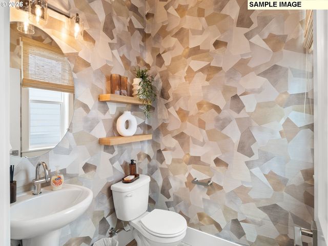 11728 Sw HAYRICK Ter, Beaverton, OR 97007