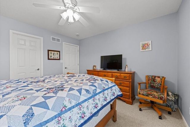 12670 Oakwood Drive, Platte City, MO 64079