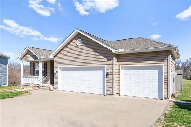 12670 Oakwood Drive, Platte City, MO 64079