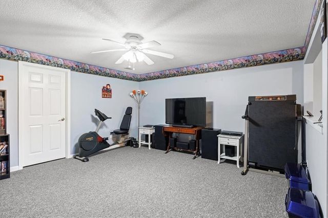 12670 Oakwood Drive, Platte City, MO 64079