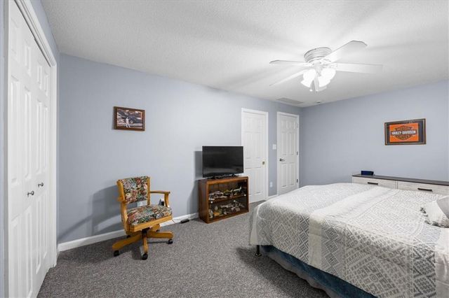 12670 Oakwood Drive, Platte City, MO 64079