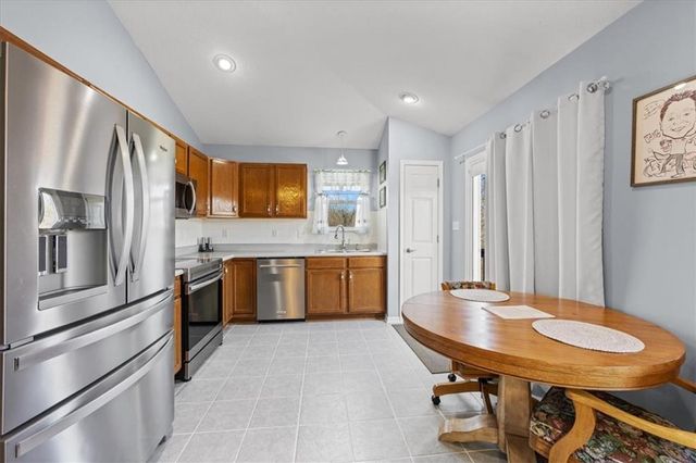 12670 Oakwood Drive, Platte City, MO 64079