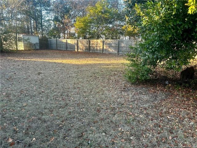 5726 Edmeston Drive, Fayetteville, NC 28311