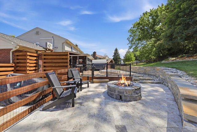 10504 Cheshire Ridge Drive, Florence, KY 41042
