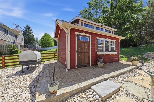 10504 Cheshire Ridge Drive, Florence, KY 41042