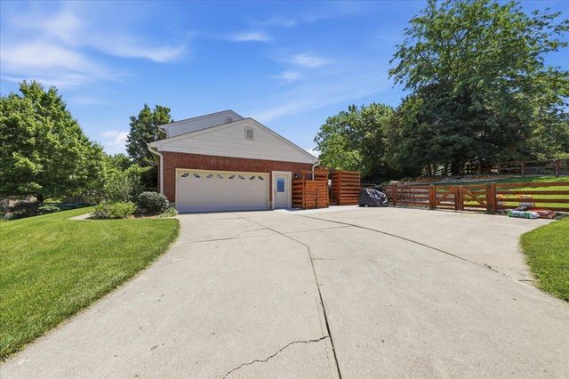 10504 Cheshire Ridge Drive, Florence, KY 41042