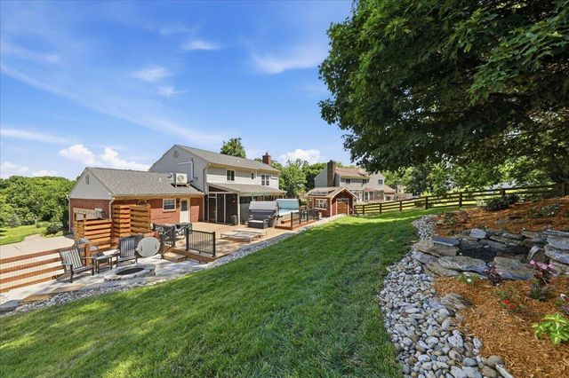 10504 Cheshire Ridge Drive, Florence, KY 41042