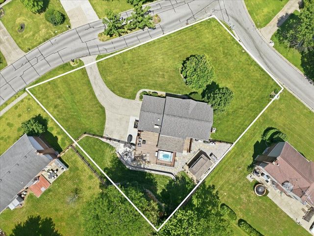 10504 Cheshire Ridge Drive, Florence, KY 41042