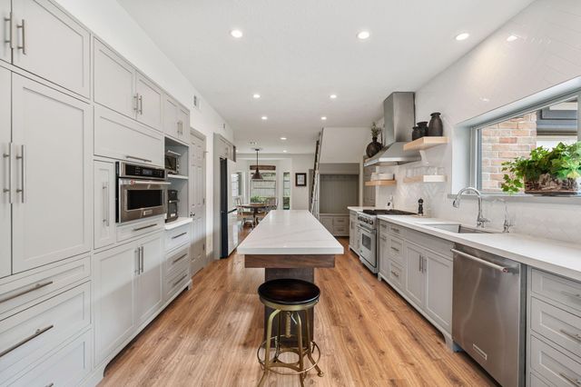 1110 Daria Drive, Houston, TX 77079