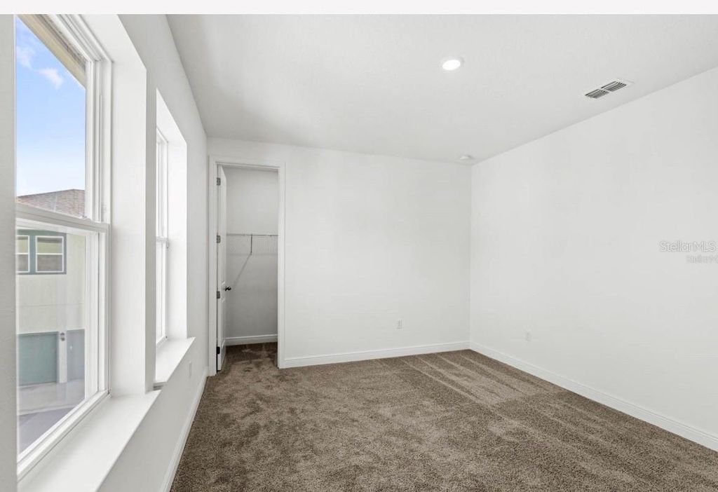 Image 23 of property listing at 10133 PEEBLES STREET, Orlando, FL 32827