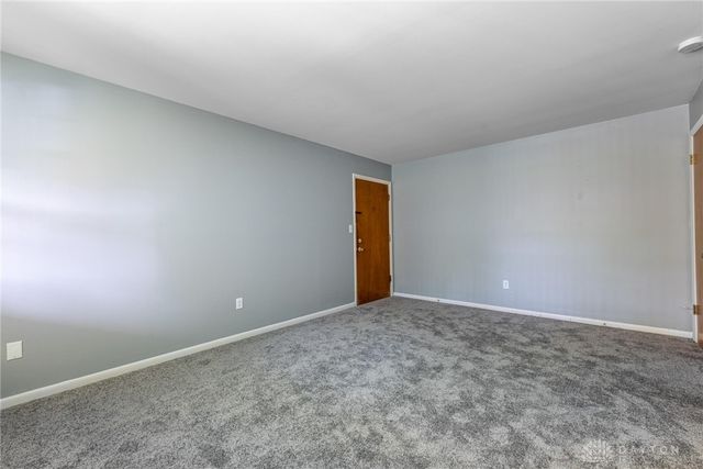30 Bradstreet Road 5, Centerville, OH 45459