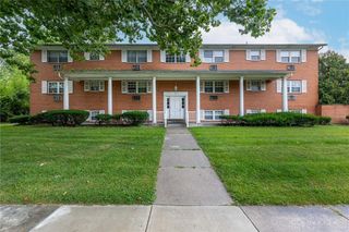 30 Bradstreet Road 5, Centerville, OH 45459
