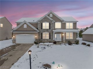 1191 W Chase Drive, Brunswick, OH 44212