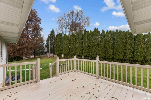 2009 VILLA PINES Circle, Carbon Cliff, IL 61239