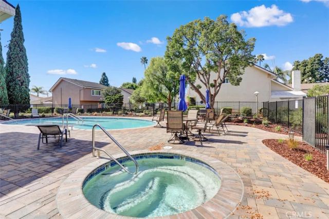 5021 Apollo Circle, Los Alamitos, CA 90720
