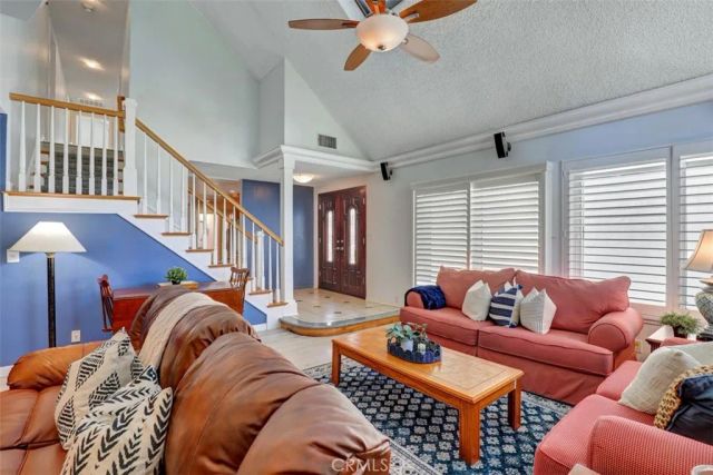 5021 Apollo Circle, Los Alamitos, CA 90720