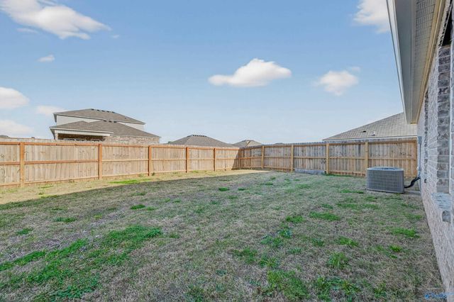 231 Faded Rose Lane, Toney, AL 35773