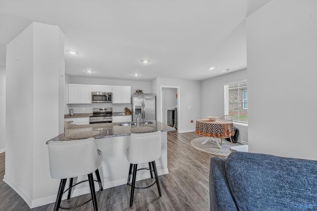 231 Faded Rose Lane, Toney, AL 35773