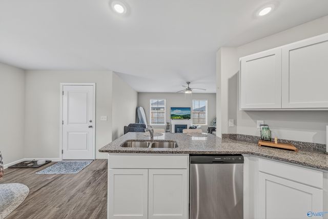 231 Faded Rose Lane, Toney, AL 35773