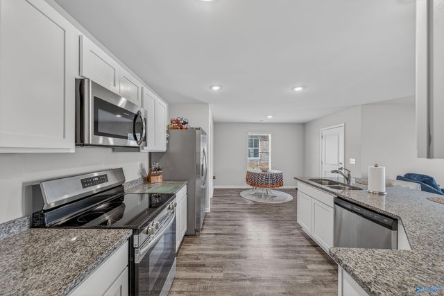 231 Faded Rose Lane, Toney, AL 35773