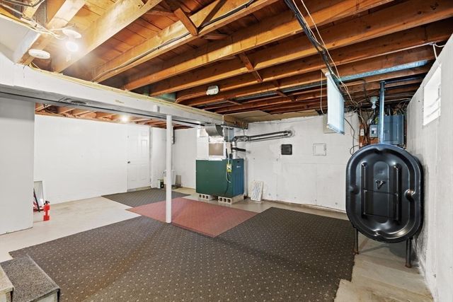 221 Anawan St, Brockton, MA 02302