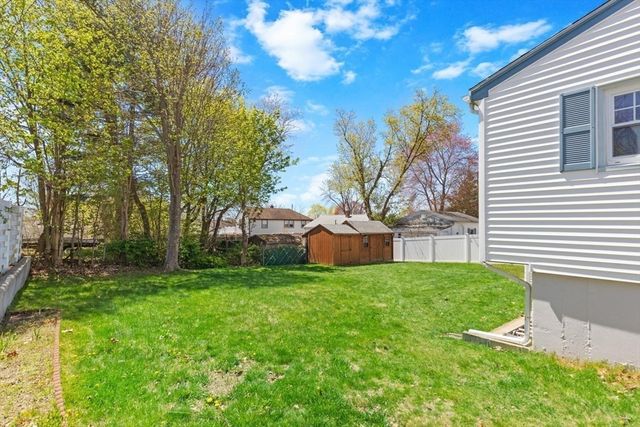 221 Anawan St, Brockton, MA 02302