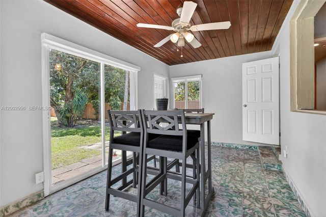 172 NW 116th St, Miami, FL 33168