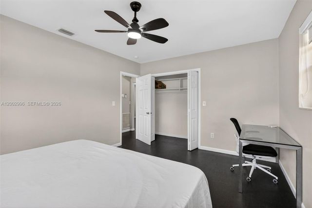 172 NW 116th St, Miami, FL 33168