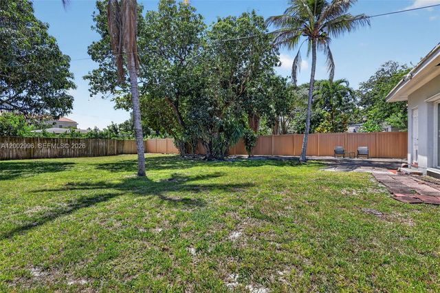 172 NW 116th St, Miami, FL 33168