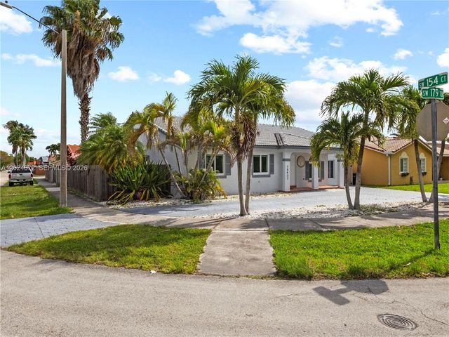15437 SW 179th Terrace, Miami, FL 33187
