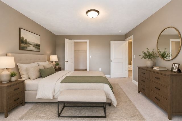 9 Shamrock Ln, Lakeville, MA 02347
