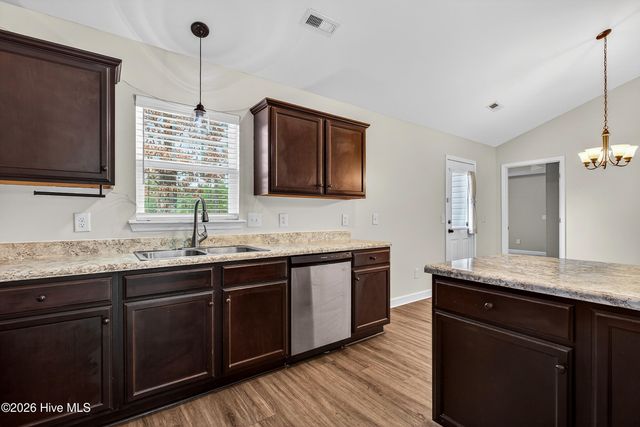 220 Westfield Drive, Richlands, NC 28574