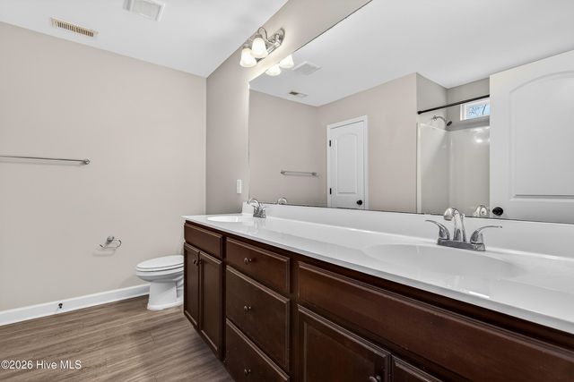 220 Westfield Drive, Richlands, NC 28574