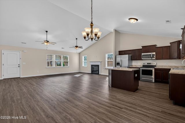 220 Westfield Drive, Richlands, NC 28574