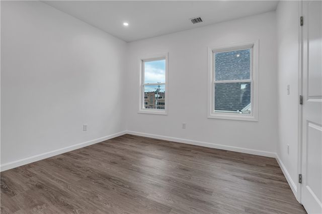 1320 Elmwood Avenue 3, Cranston, RI 02910