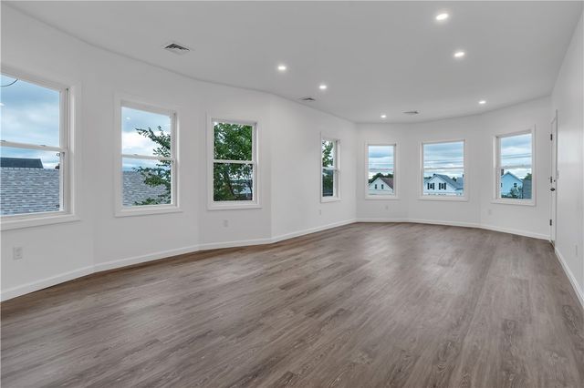 1320 Elmwood Avenue 3, Cranston, RI 02910