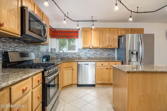 3710 Piedras Negras Drive, Las Cruces, NM 88012