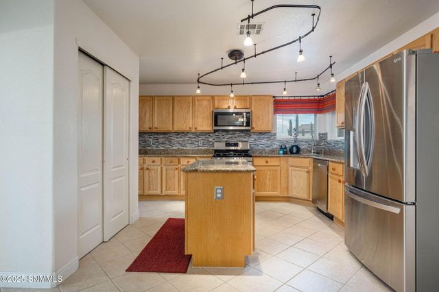 3710 Piedras Negras Drive, Las Cruces, NM 88012