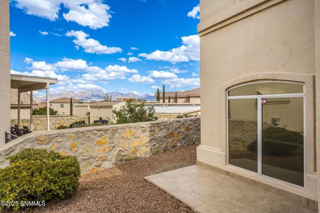 3710 Piedras Negras Drive, Las Cruces, NM 88012