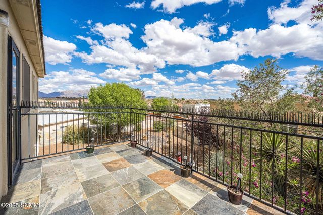 3710 Piedras Negras Drive, Las Cruces, NM 88012