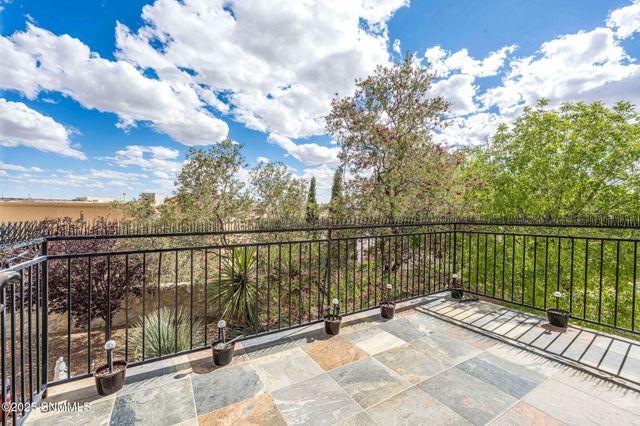 3710 Piedras Negras Drive, Las Cruces, NM 88012