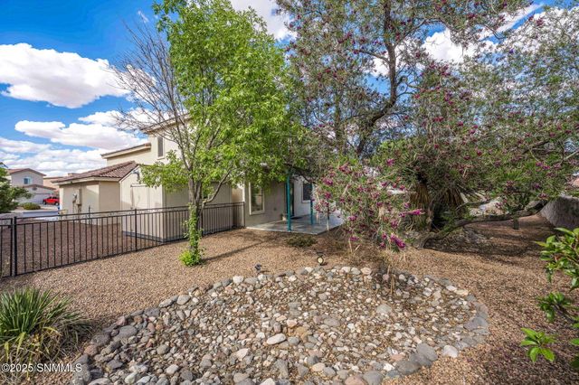 3710 Piedras Negras Drive, Las Cruces, NM 88012