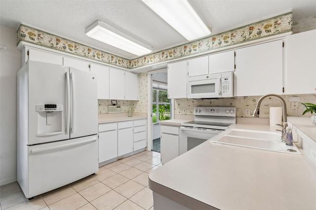 17939 QUAIL LANE, Lutz, FL 33548
