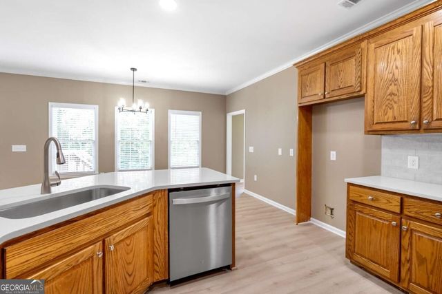 759 stoneview Drive, Hoschton, GA 30548