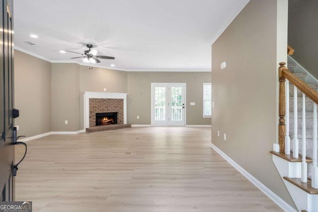 759 stoneview Drive, Hoschton, GA 30548