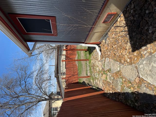 401 Dora St Apt 2, San Antonio, TX 78212