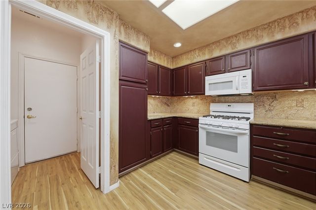 5425 La Patera Lane, Las Vegas, NV 89149