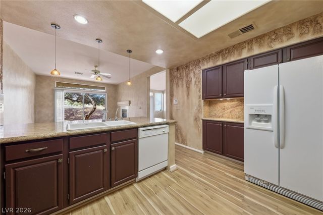 5425 La Patera Lane, Las Vegas, NV 89149