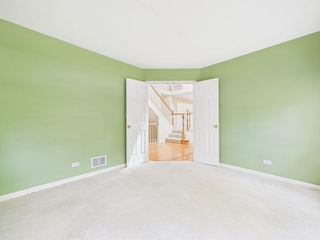 7486 Abbey Road, Gurnee, IL 60031